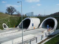 Tunel Sitina, aprl 2009